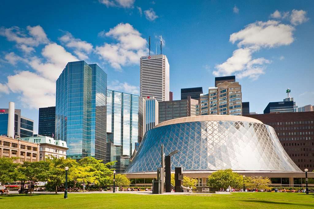  Roy Thomson Hall