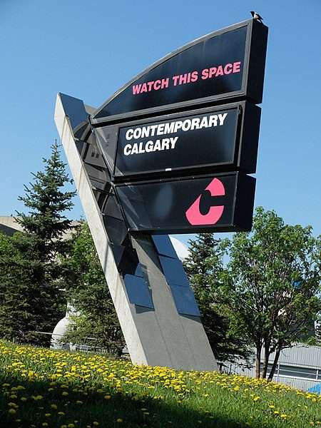 File:WATCH THIS SPACE CONTEMPORARY CALGARY sign.jpg - Wikimedia Commons