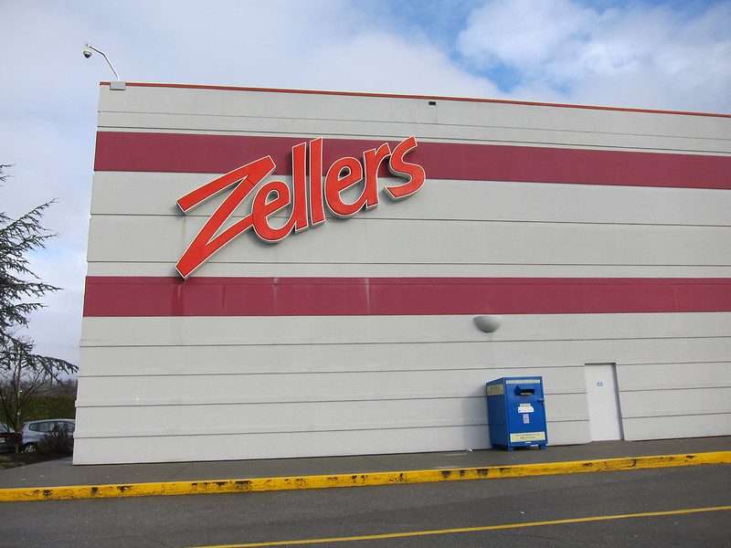 discount chain store canada