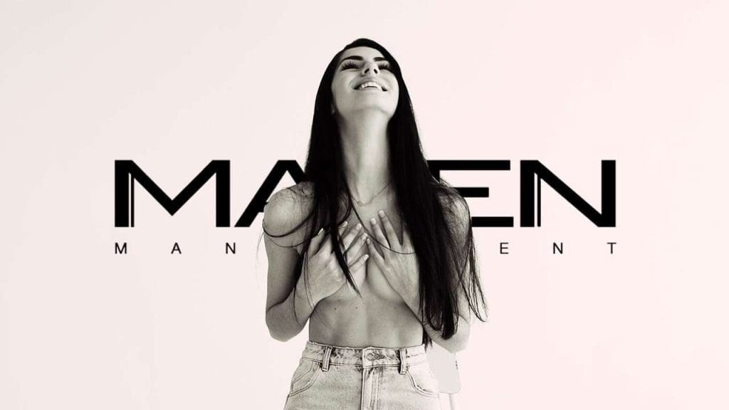 MAVEN MODEL - Chloe Clemenson - YouTube