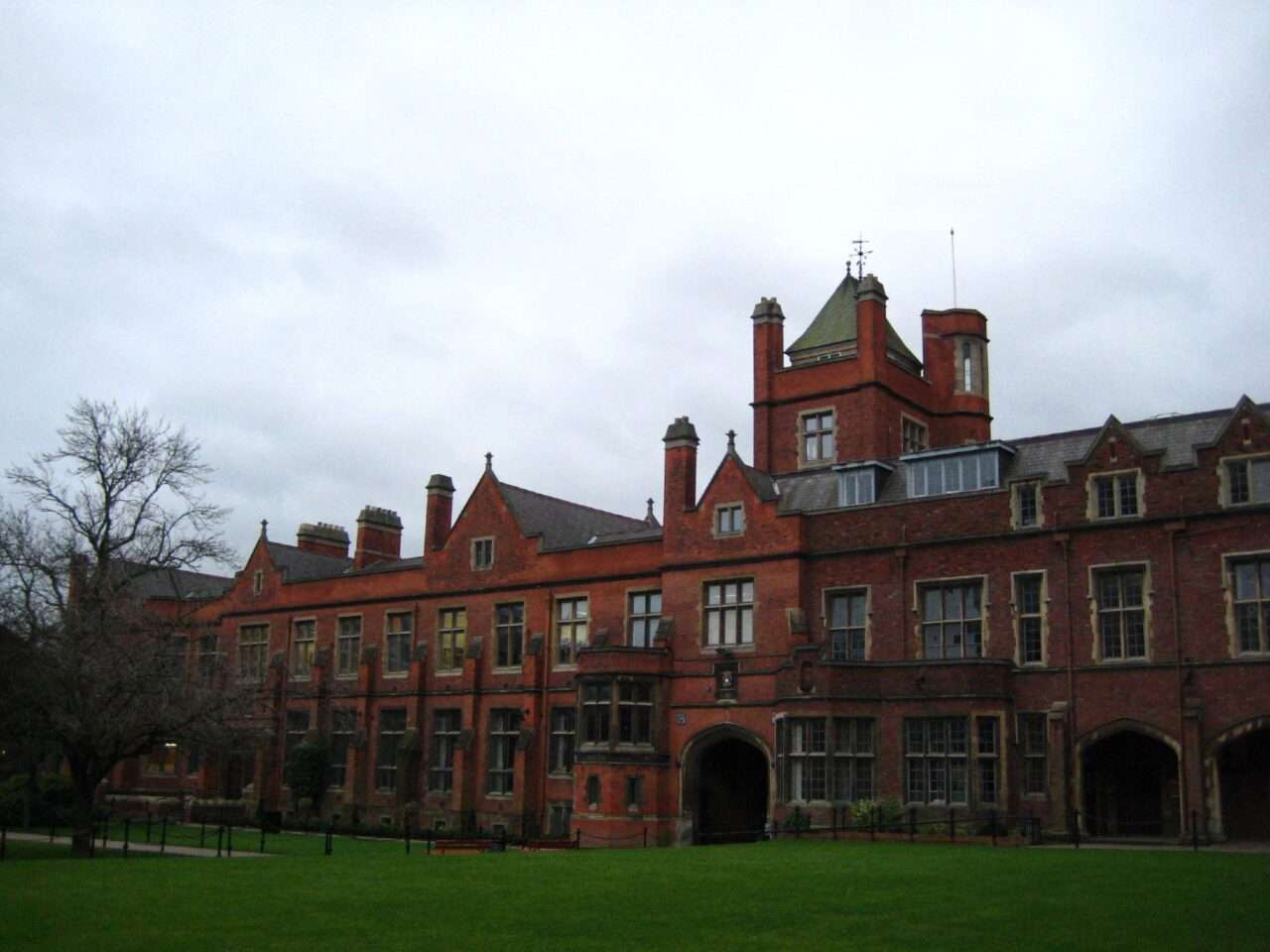 queen's university