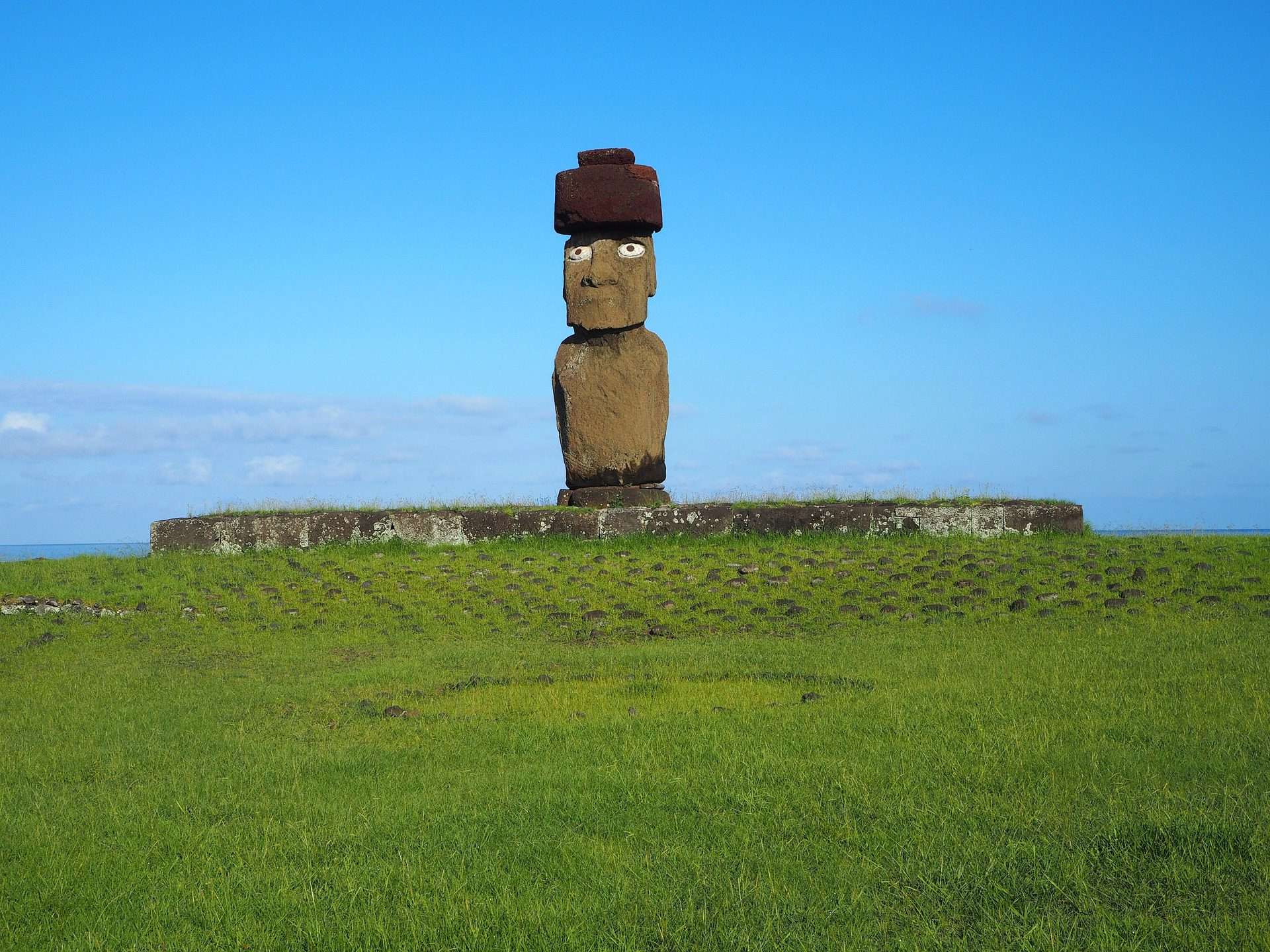 Moai Statue, Pukao