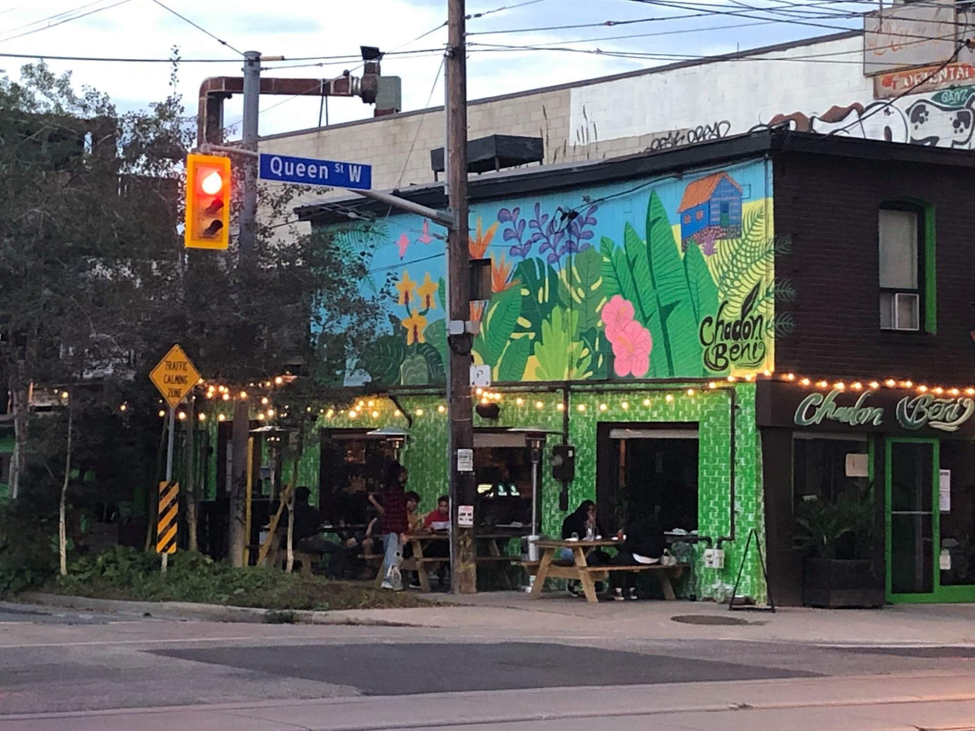 downtown Toronto restaurants with patio