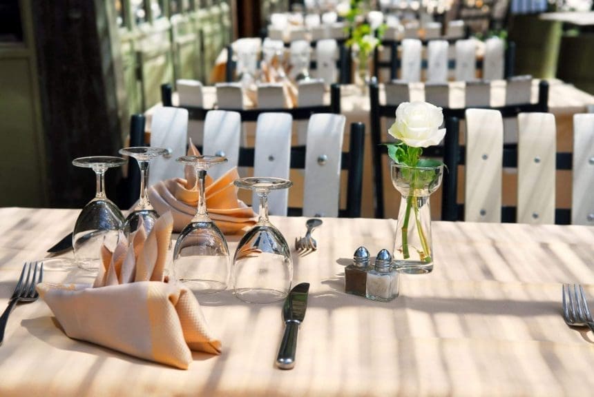 downtown Toronto restaurants with patio