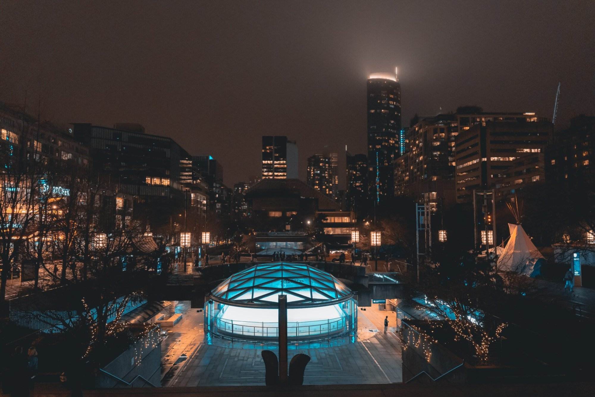 A view of Robson Street, Vancouver during the night time.