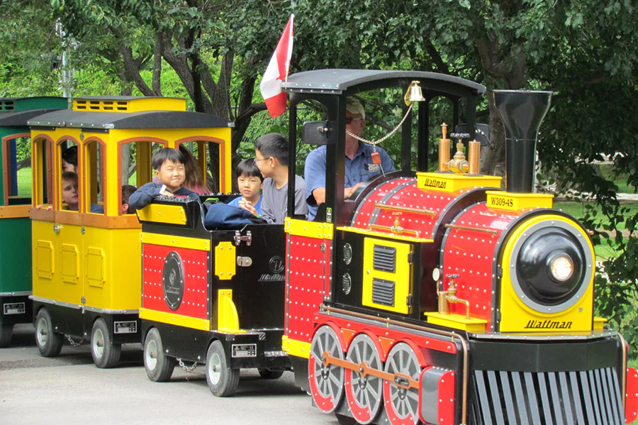 The train ride in the Blue Mountains Scenic Caves