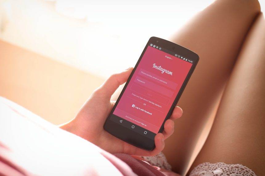 Beyond the Algorithm: 8 Benefits of Advertising on Instagram Explore