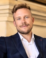 Johannes Larsson - Featured