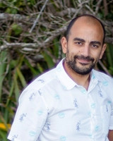 Peter Hamdy - Featured