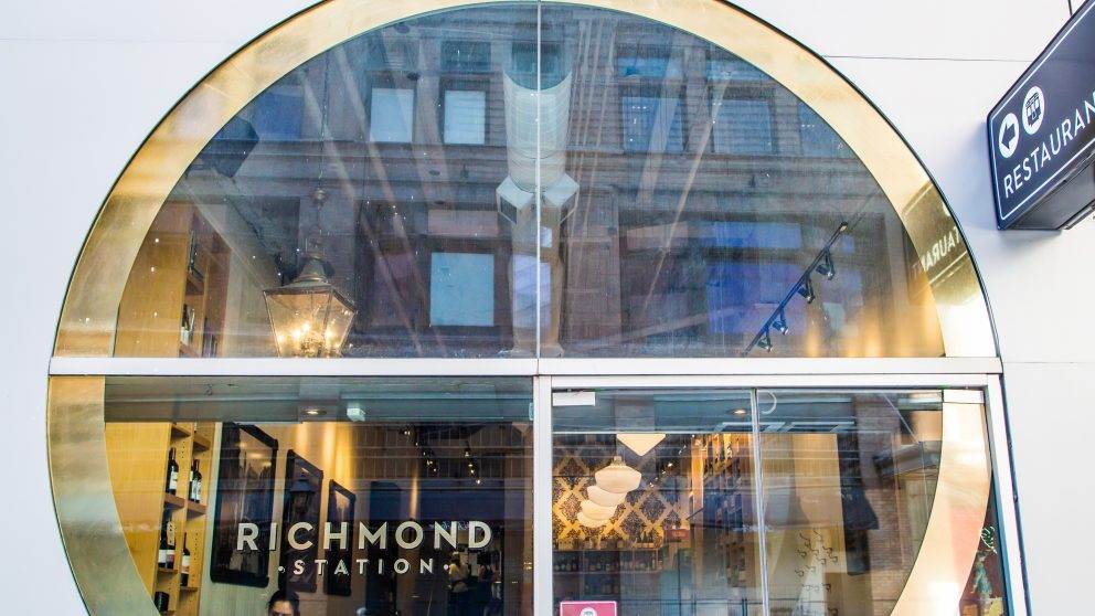 Theme restaurants in toronto