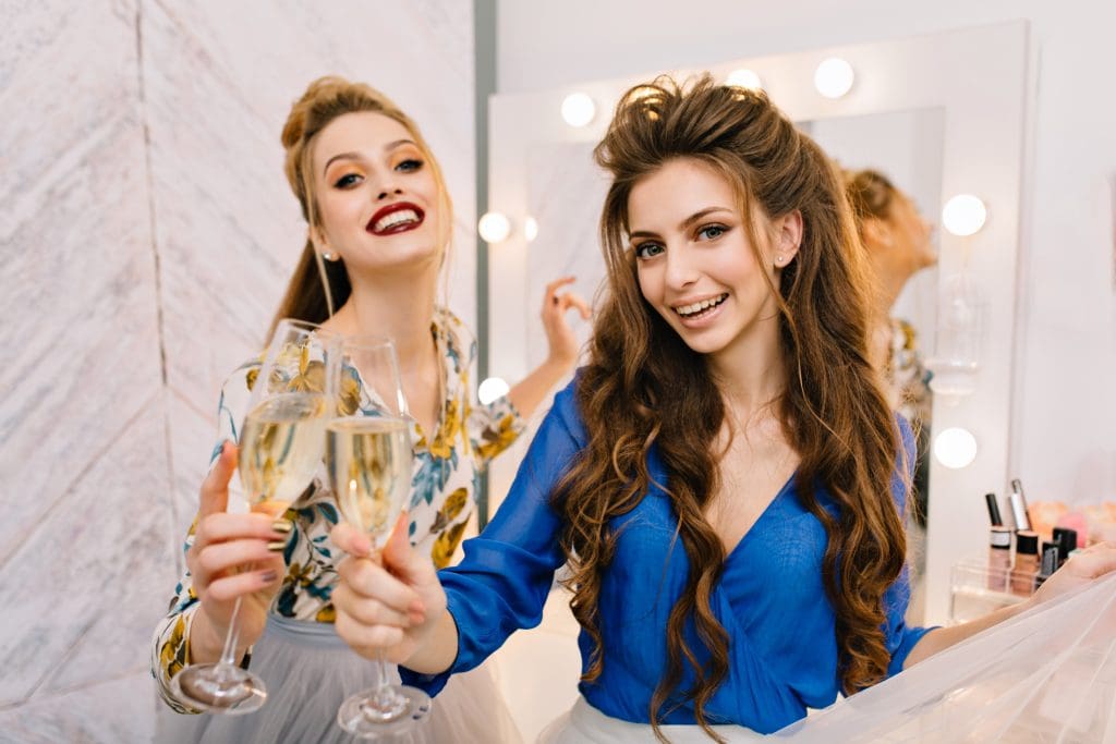 how to host a beauty event
