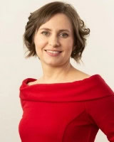 Kate Kandefer - Featured